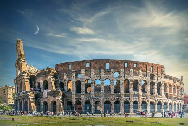 Explore the Colosseum, Roman Forum & Palatine Hill – Private 3 Hour Tour